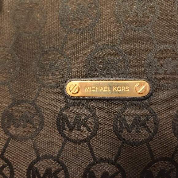 MICHAEL KORS Handbag Black Canvas Signature 14"x12"x3" 2 handles - Picture 3 of 12